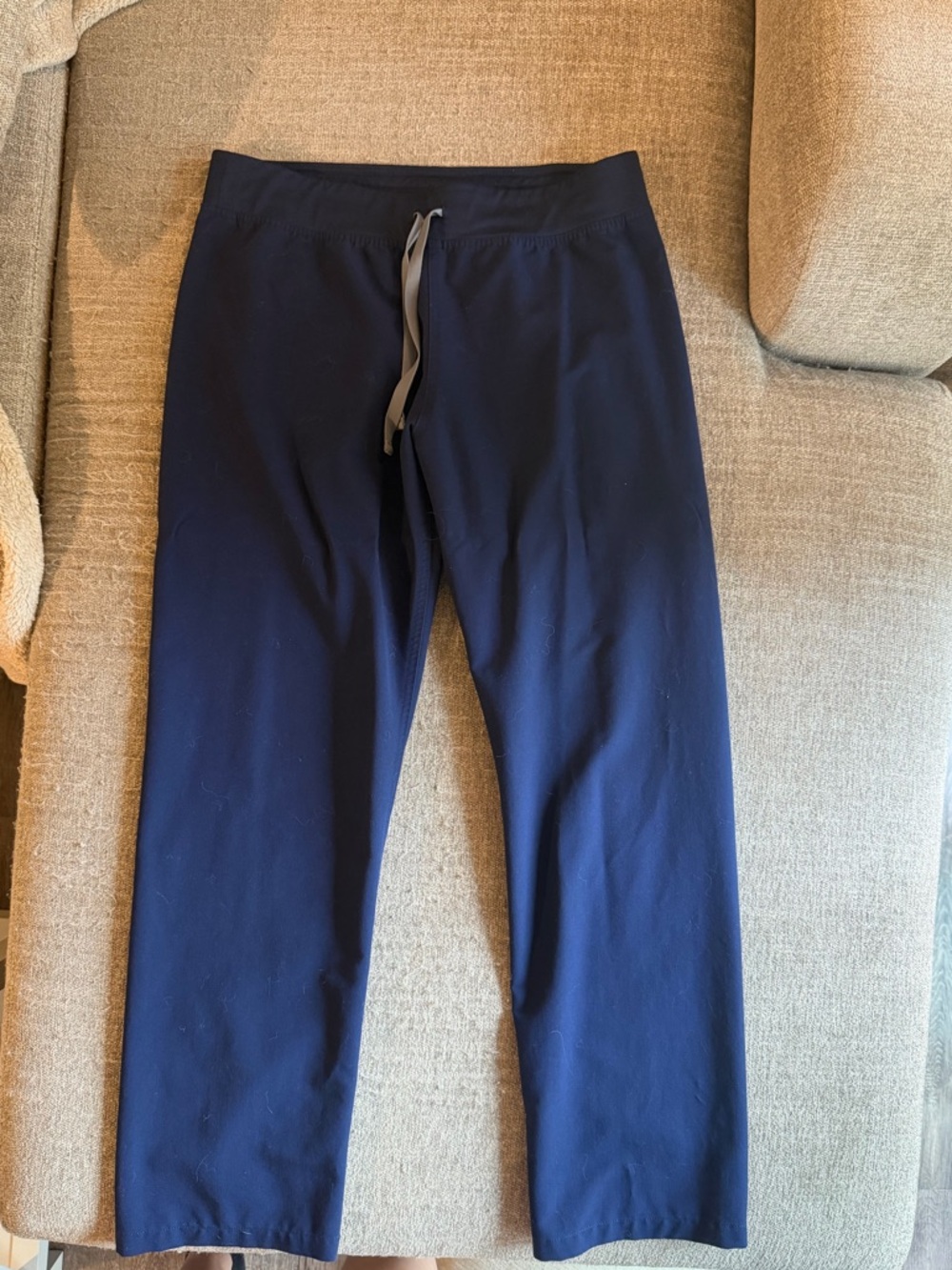 Figs Women’s Navy Drawstring Scrub Pants